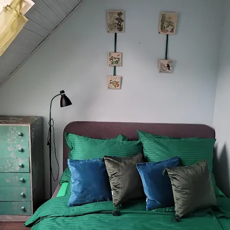 Ptaszarnia - Natura-free Parking 슈비노우이스쳬