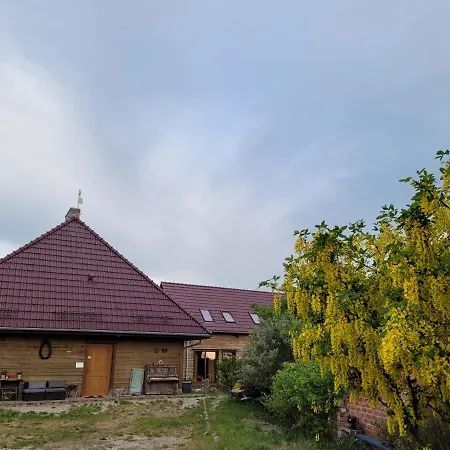 Dom Goscinny Ptaszarnia - Natura-Free Parking Swinemünde