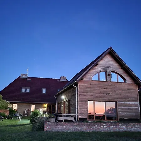 Ptaszarnia - Natura-free Parking Bed and breakfast 4*