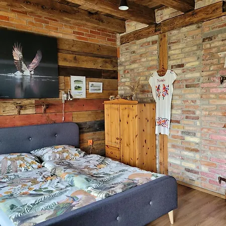 Ptaszarnia - Natura-free Parking Bed and breakfast 4*