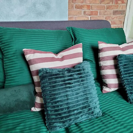 Ptaszarnia - Natura-free Parking Bed and breakfast 4*