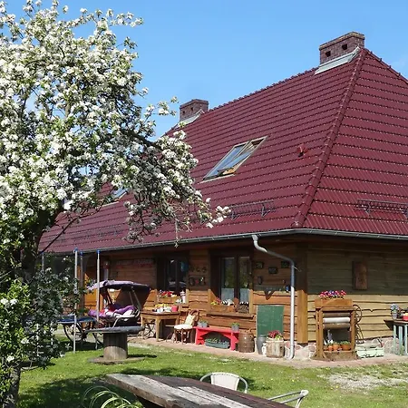 Frühstückspension Dom Goscinny Ptaszarnia - Natura-Free Parking 4*