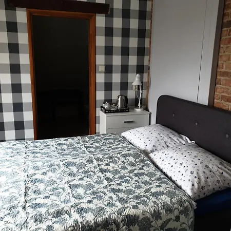 Ptaszarnia - Natura-free Parking